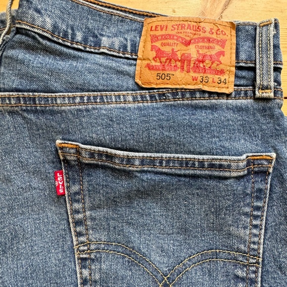 Levi’s 505 33x34 - Picture 2 of 5